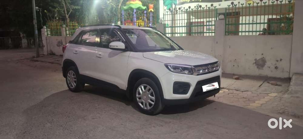 Maruti Suzuki Brezza 1.5 Vxi Smart Hybrid, 2021, Petrol