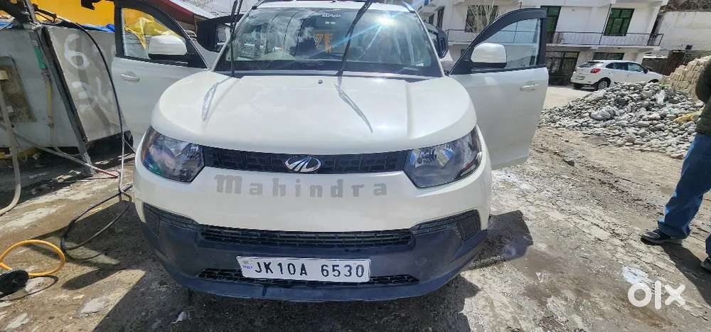 Mahindra Kuv100 Nxt 2016 Petrol 44000 Km Driven