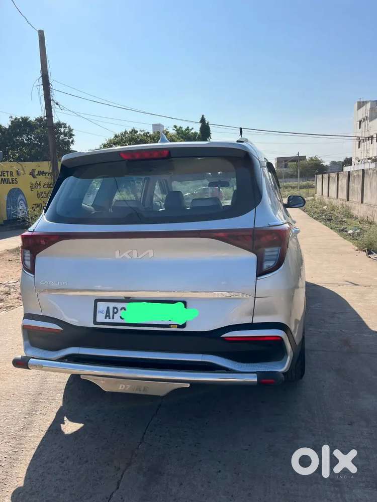 Kia Carens 2022 Diesel 130000 Km Driven