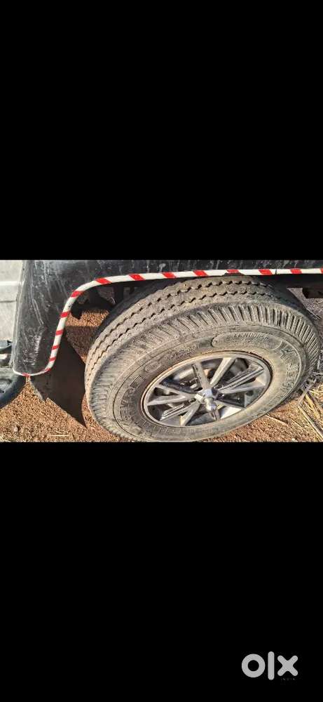 Force Motors Force One 2003