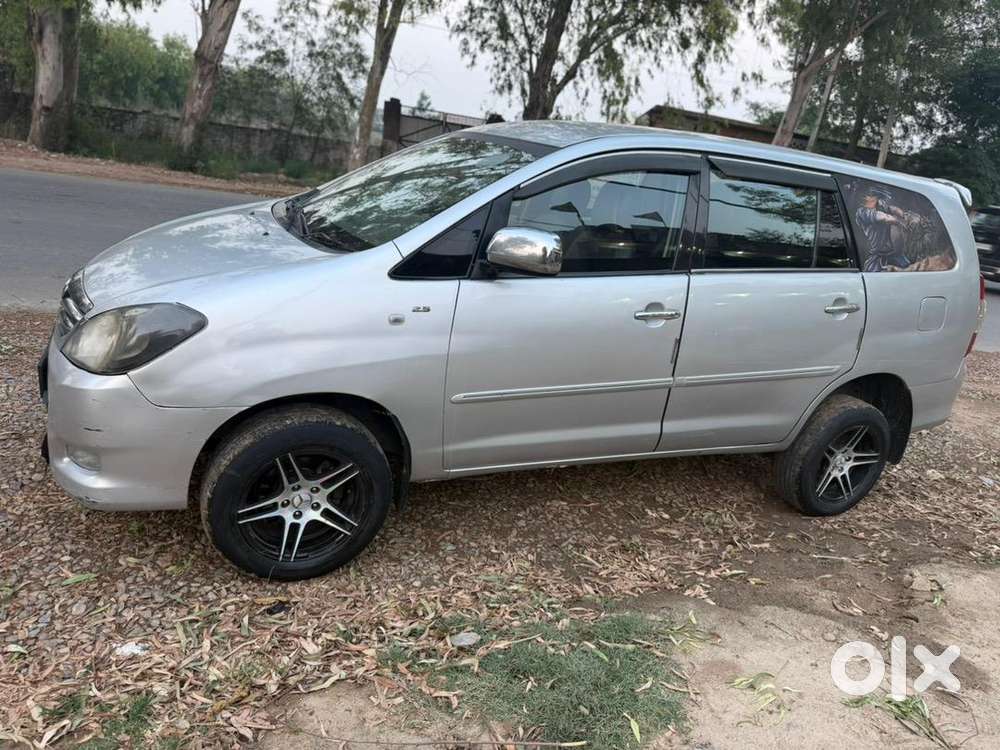 Toyota Innova 2005 Diesel Well Maintained