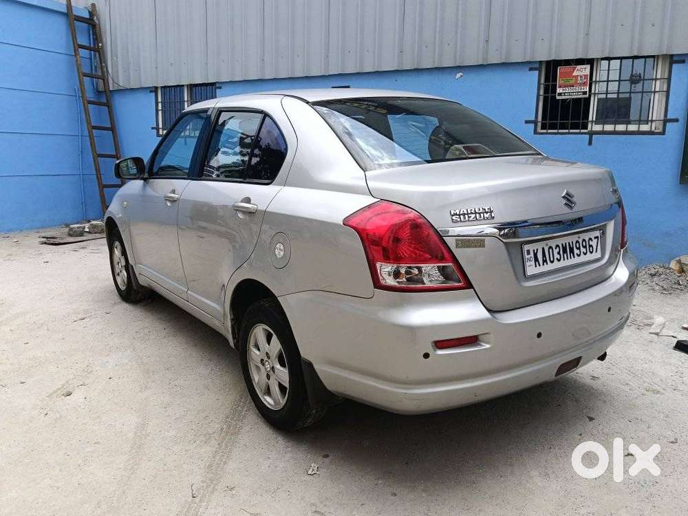 Maruti Suzuki Swift Dzire Zxi, 2011, Petrol