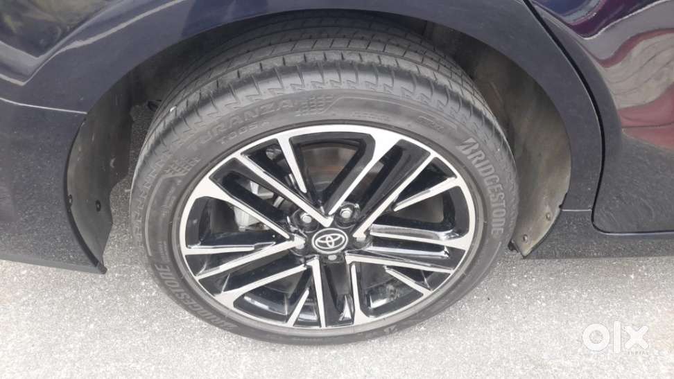 Toyota Camry Hybrid, 2025, Petrol