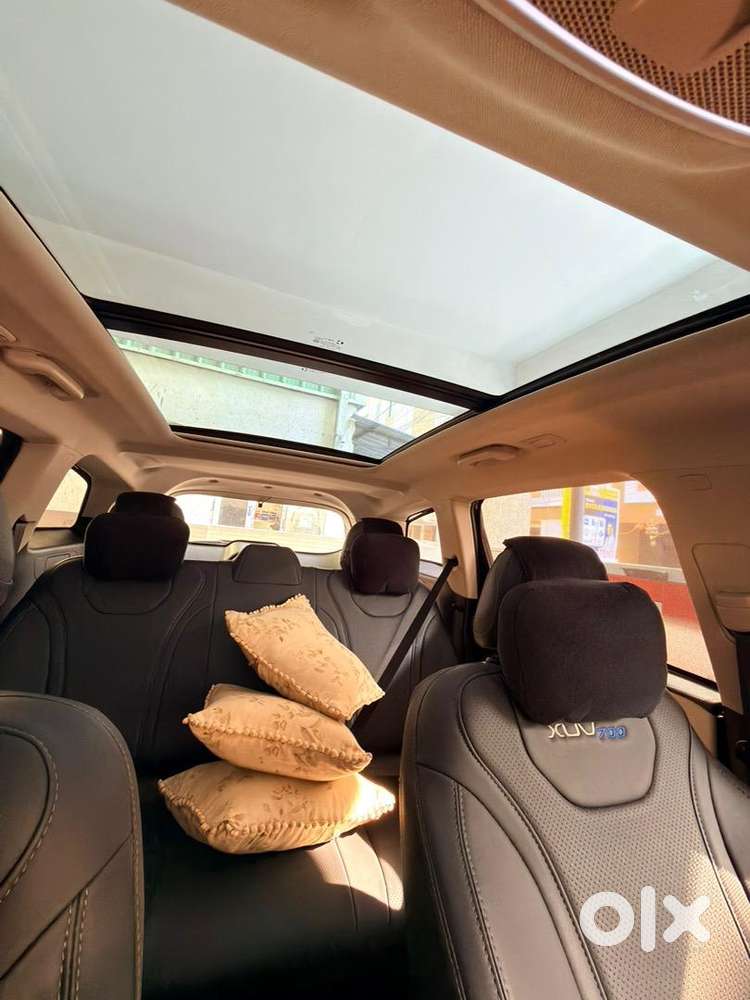 Mahindra Xuv700 Ax5 With 7xo Alloy Wheels And Tyres