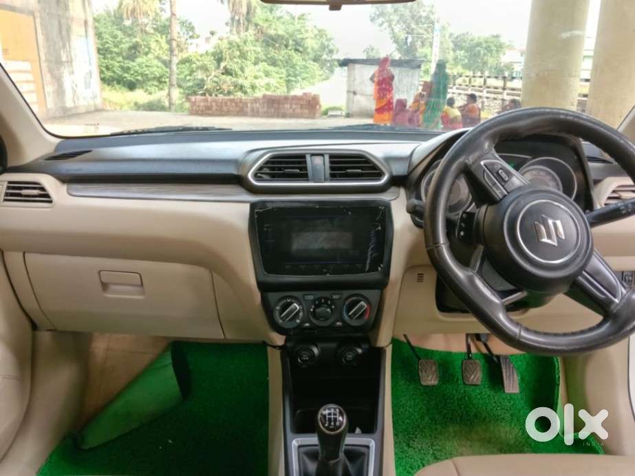 Maruti Suzuki Dzire 1.2 Vxi, 2022, Petrol
