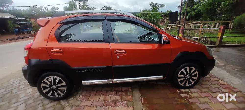 Toyota Etios Cross 2016 Car