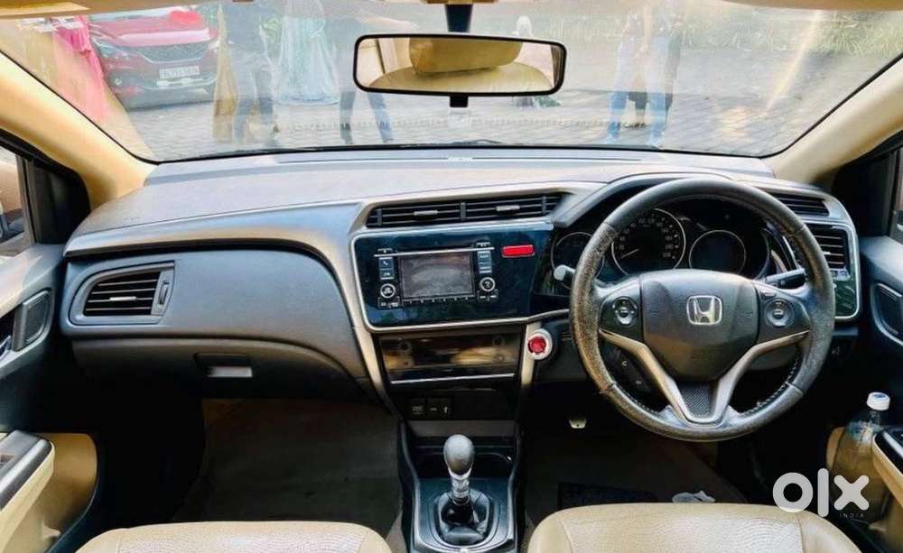 Honda City 2014 Model Sunroof