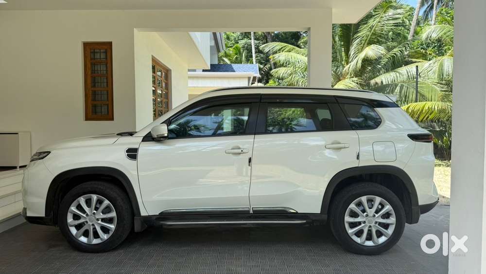 Toyota Urban Cruiser 2024 Petrol Manual
