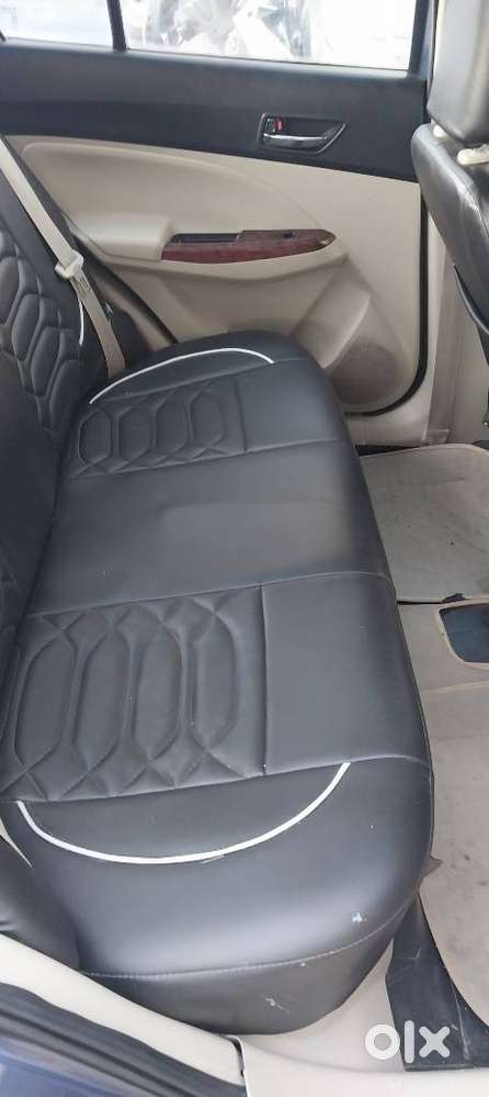 Maruti Suzuki Swift Dzire Amt Vxi, 2017, Petrol