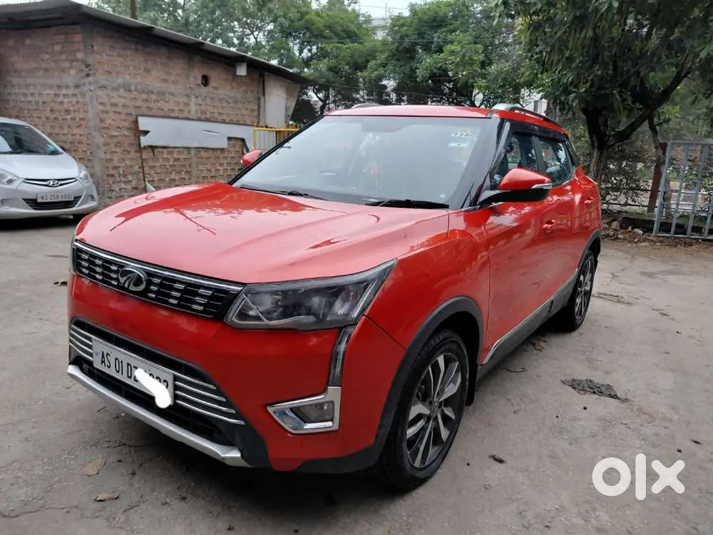 Mahindra Xuv300 2019 Diesel Good Condition W8 Optional