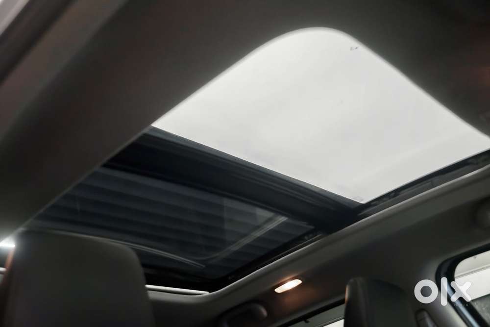 Maruti Suzuki Grand Vitara 1.5 Alpha Plus Intelligent Hybrid Ecvt, 2..