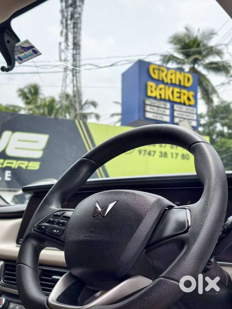 Mahindra Xuv700 2.2 Ax 5 Diesel Mt 7 Str, 2024, Diesel