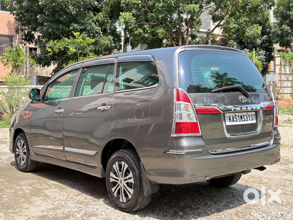 Toyota Innova 2009-2011 2.5 Gx 8 Str, 2012, Diesel