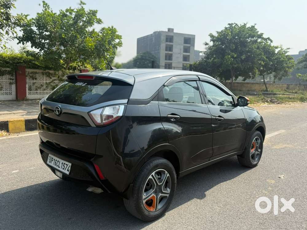 Tata Nexon Kraz Plus Amt, 2019, Petrol
