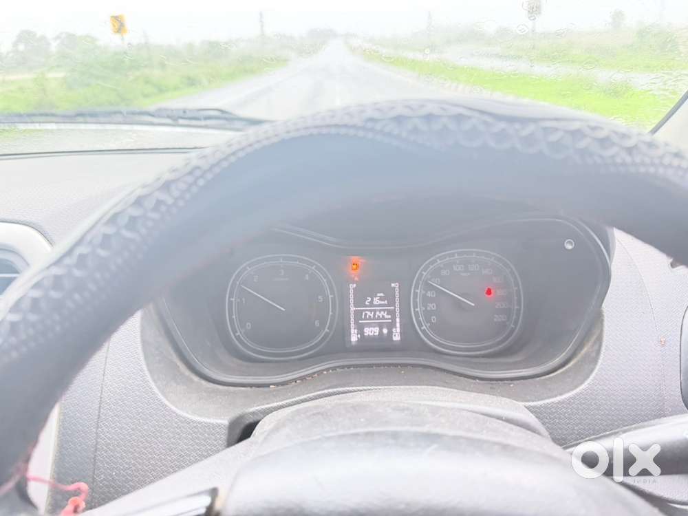 Maruti Brezza Vdi 2017