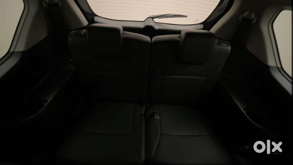 Maruti Suzuki Xl6 1.5 Alpha At, 2022, Petrol