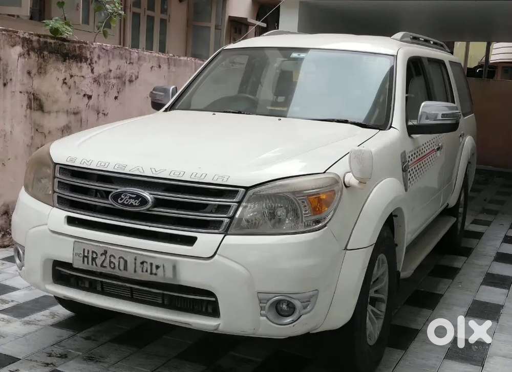Ford Endeavour 2.5 2014
