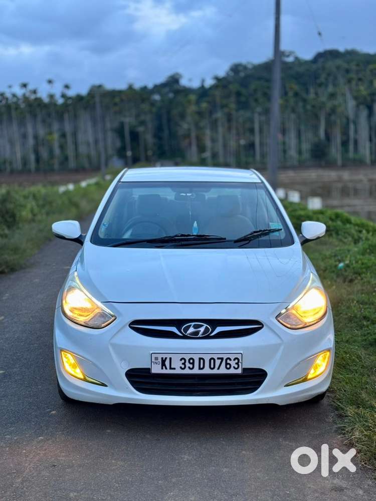 Hyundai Verna Petrol Manual 2011