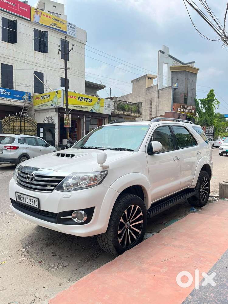 Toyota Fortuner 4x2 Mt 2.8 Diesel, 2015, Diesel