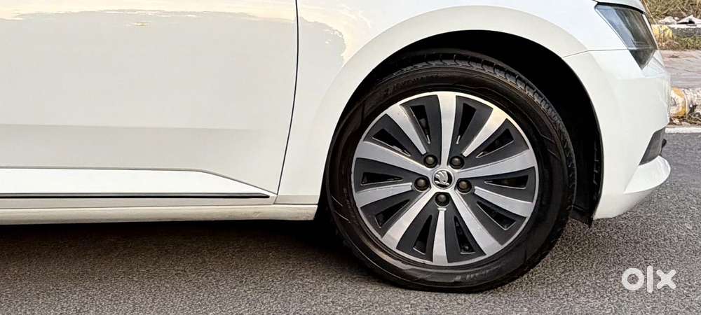 Skoda Superb Sportline 1.8, 2019, Petrol