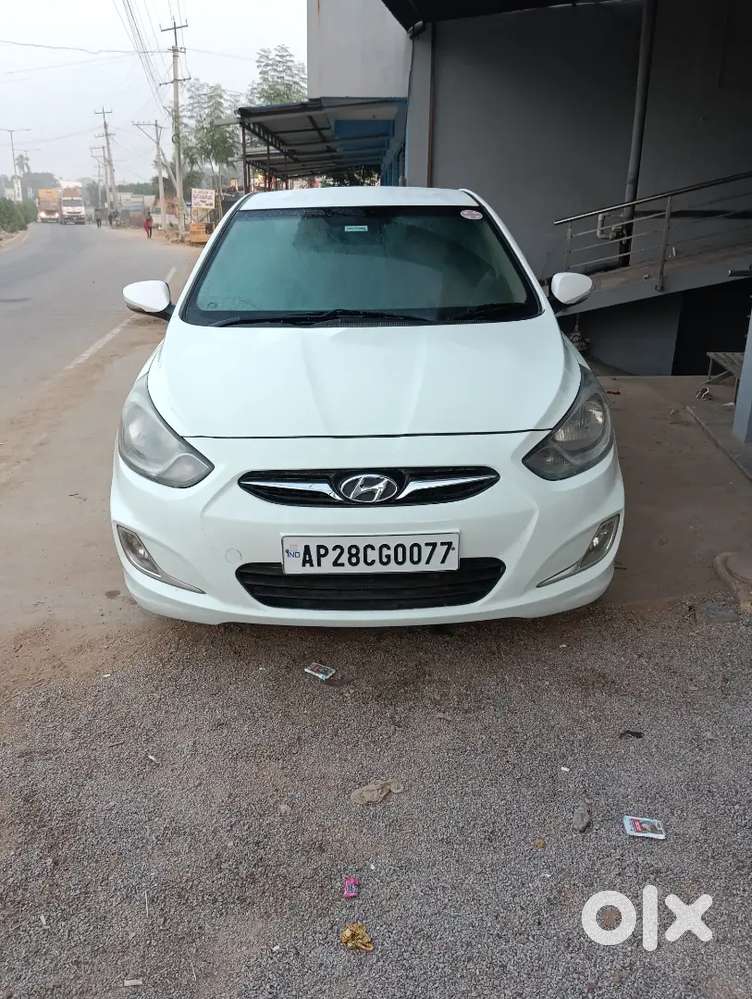 Hyundai Verna Sx O 2012