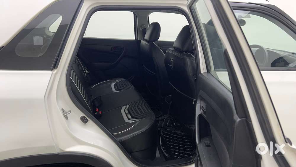 Maruti Suzuki Vitara Brezza 1.5 Vxi At, 2021, Petrol
