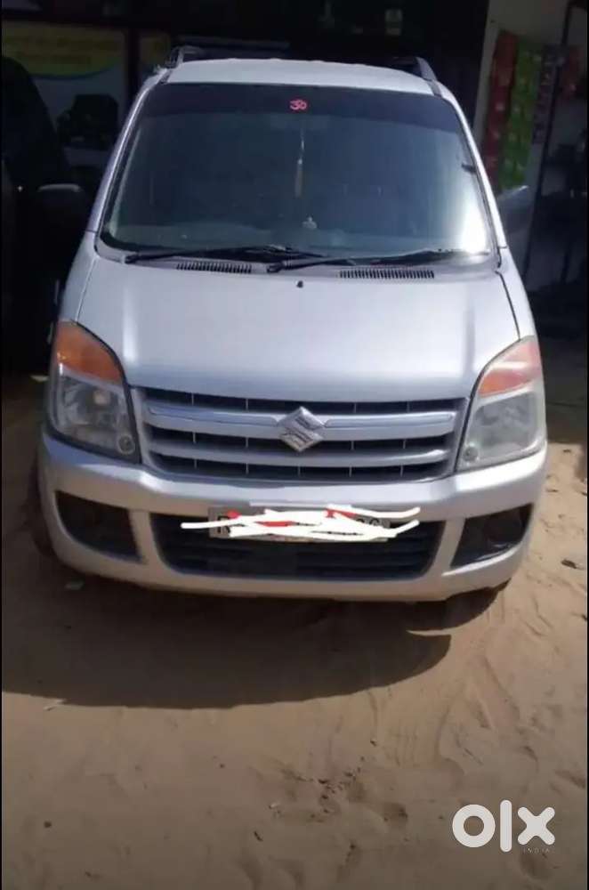 Best Condition Lpg And Petrol Both Available
