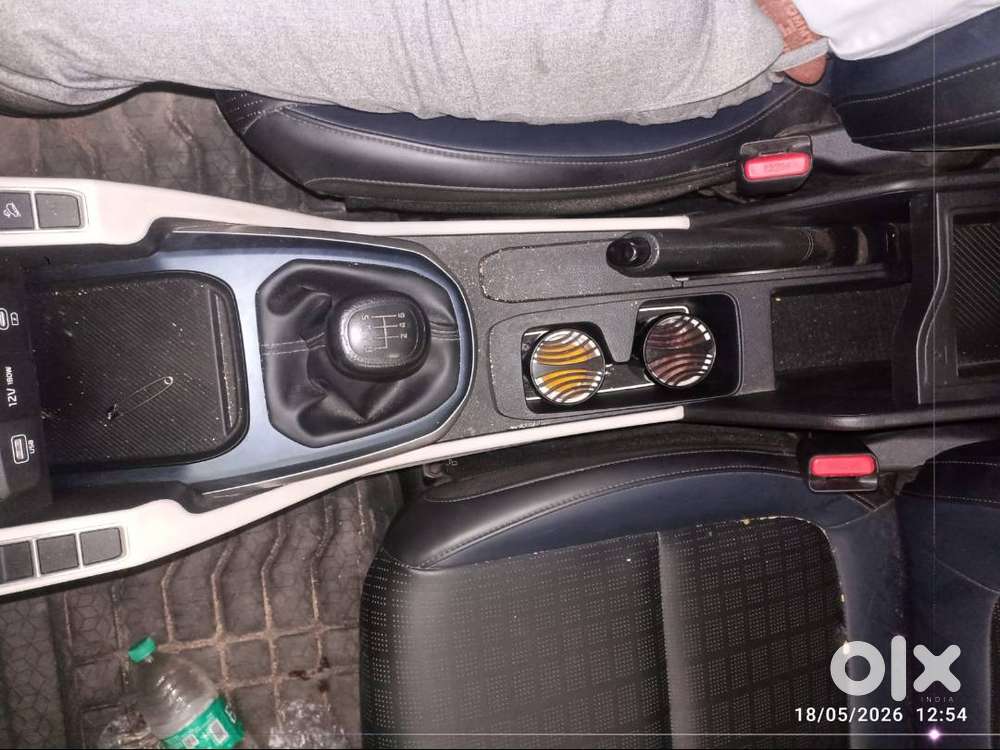 2025 Kia Carens Clavis 1.5 Diesel Hte(o) 7 Seater  25,000 Km  First