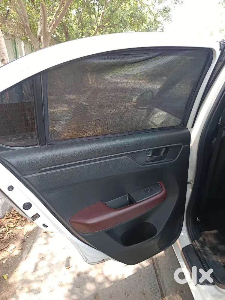 Please Read Complete Description Amaze 3rd Gen Top End Features