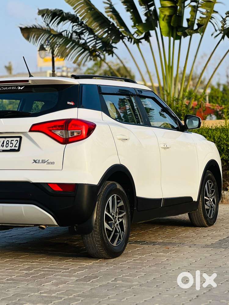 Mahindra Xuv300 W8 Option Diesel, 2024, Diesel