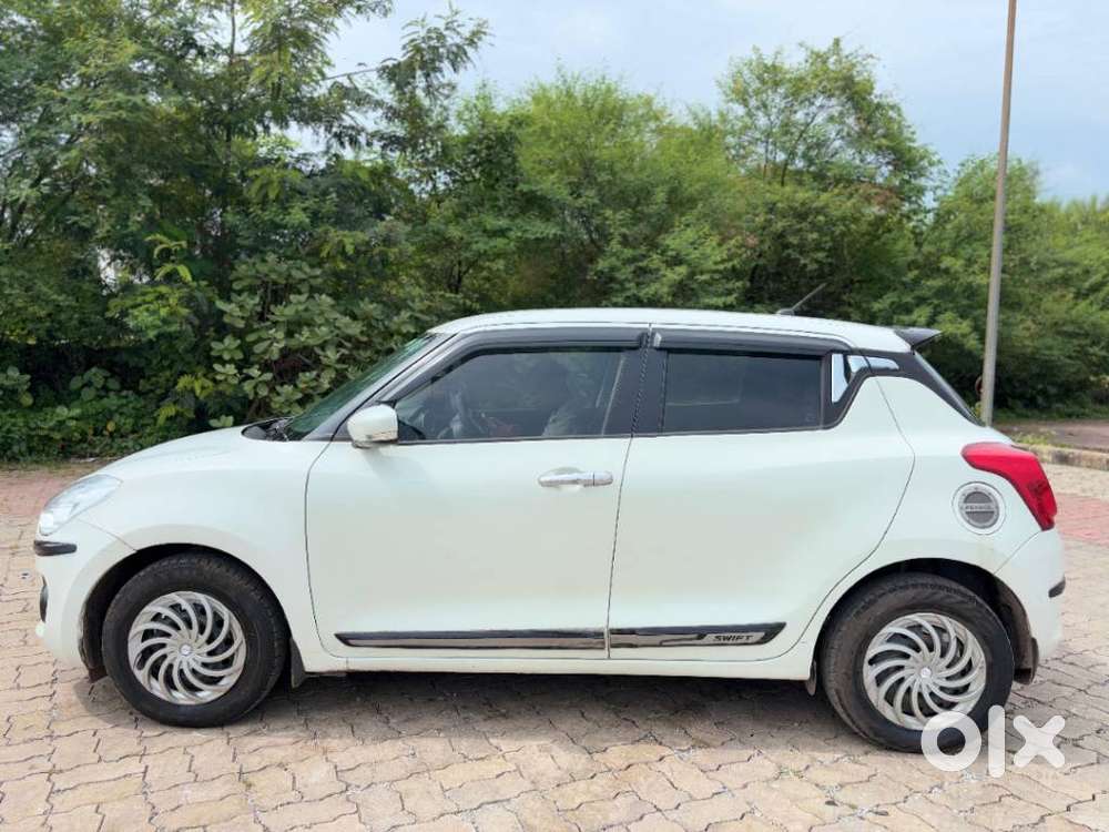 Maruti Suzuki Swift, 2020, Petrol