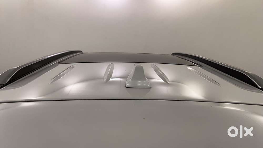Mahindra Xuv700 2.2 Ax 7 Diesel At Luxury Pack Str, 2022, Diesel