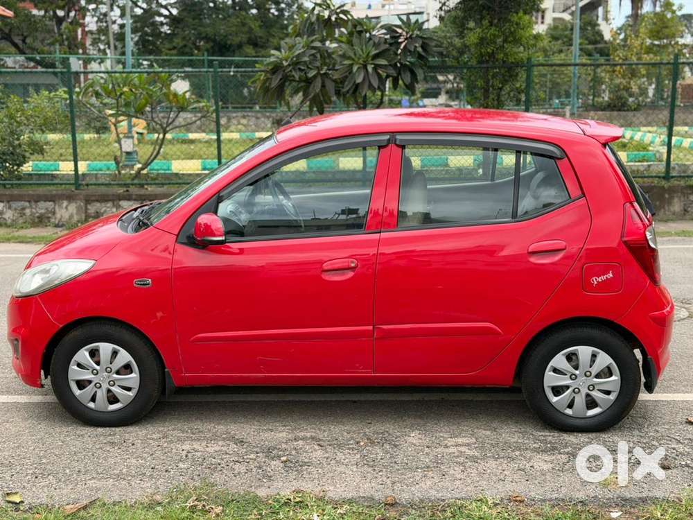 Hyundai I10 Sportz 2011 Petrol