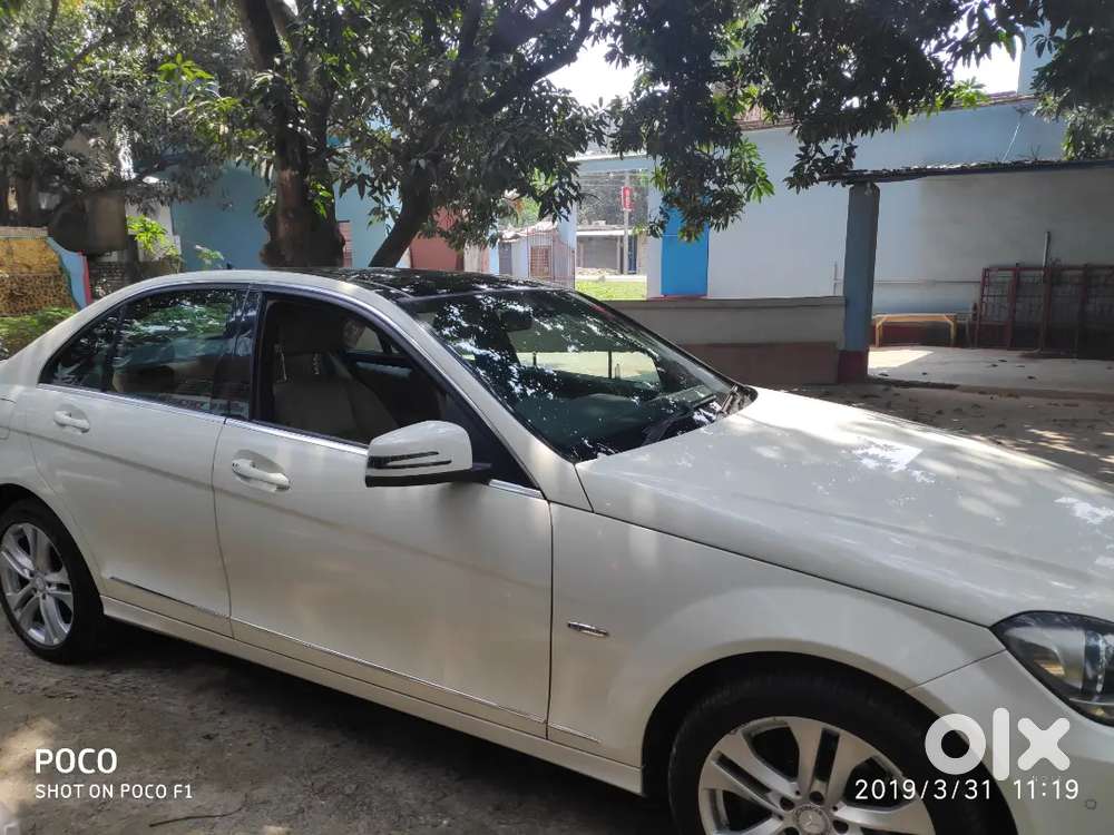 Mercedes-benz C Class 2011 Petrol 40000 Km Driven