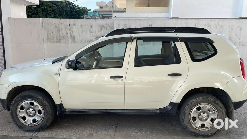 Renault Duster 2012 Diesel 140000 Km Driven