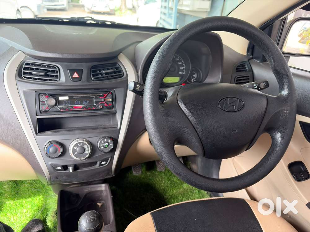 Hyundai Eon Era +, 2017, Petrol