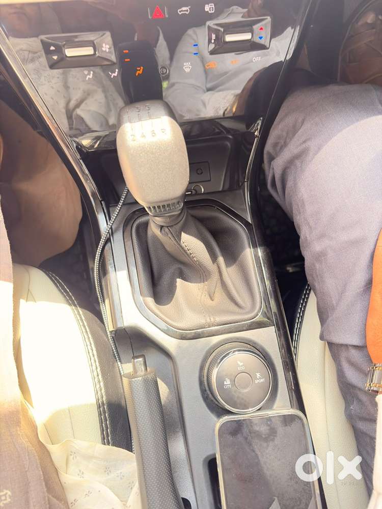 Tata Nexon Petrol 2024
