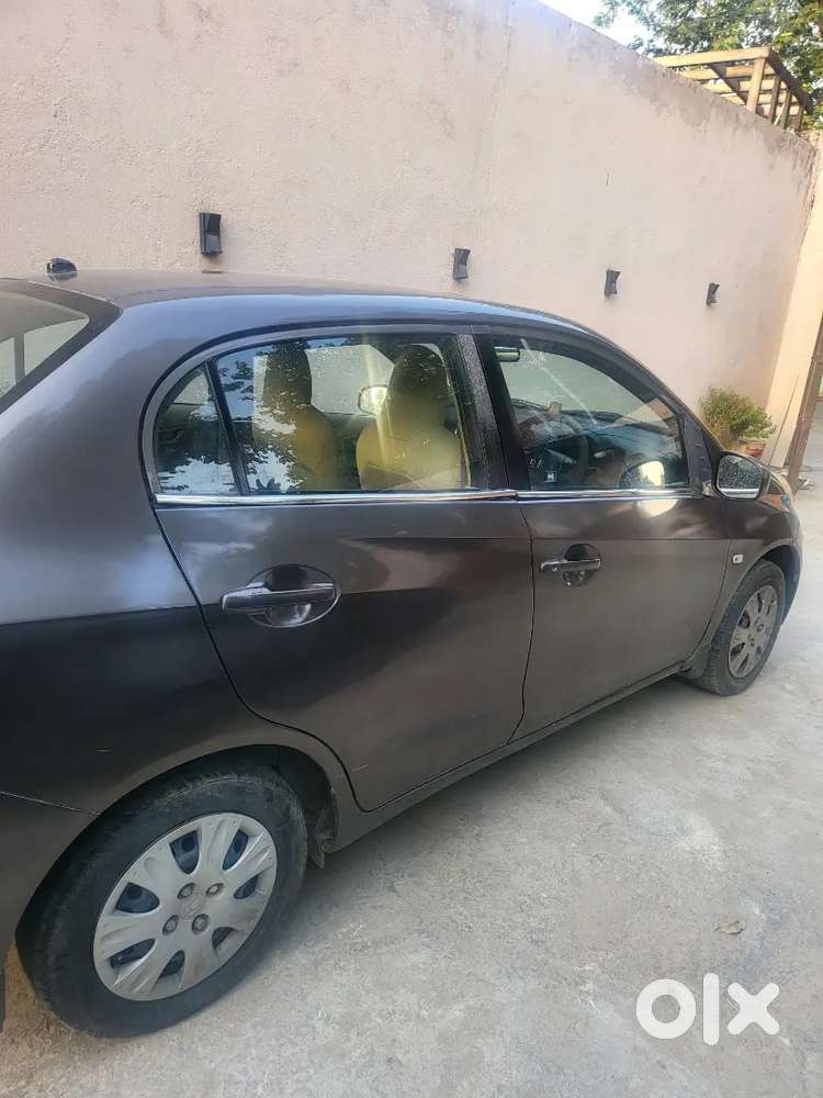 Honda Amaze – Well Maintained Sedan  Company Serviced  Ready To Driv
