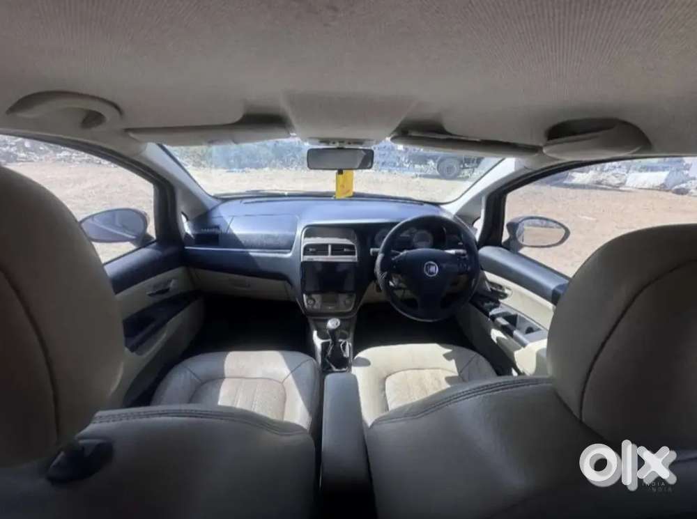 Fiat Linea Emotion 2011 Diesel Car