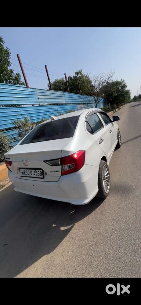 2019 Honda Amaze Petrol & Cng On Paper