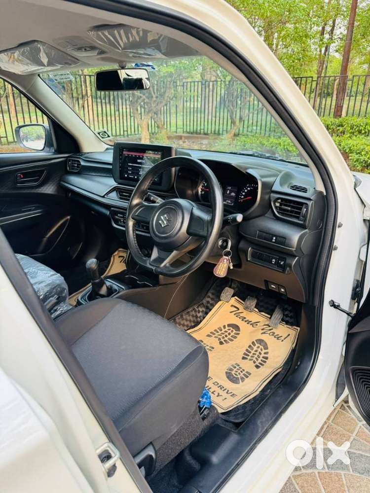 Maruti Suzuki Swift Lxi Optional-o, 2025, Petrol