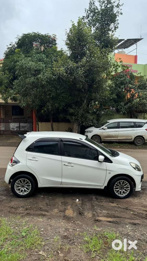 Honda Brio Petrol 2012