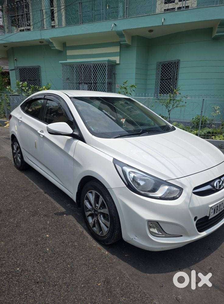 Hyundai Fluidic Verna 1.6 Vtvt Sx, 2014, Petrol