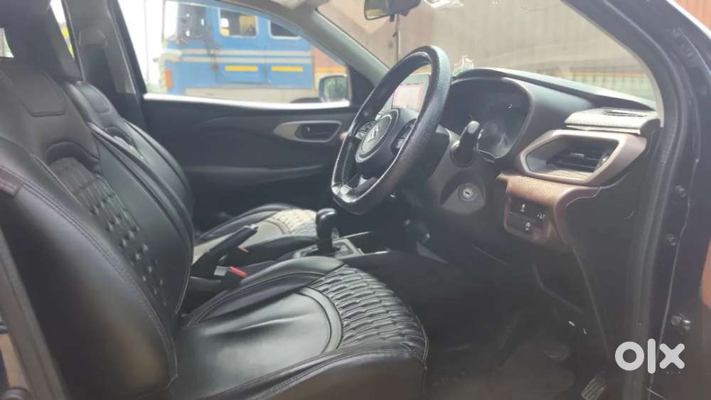 Maruti Suzuki Fronx Delta Plus 1.2l Mt, 2023, Petrol