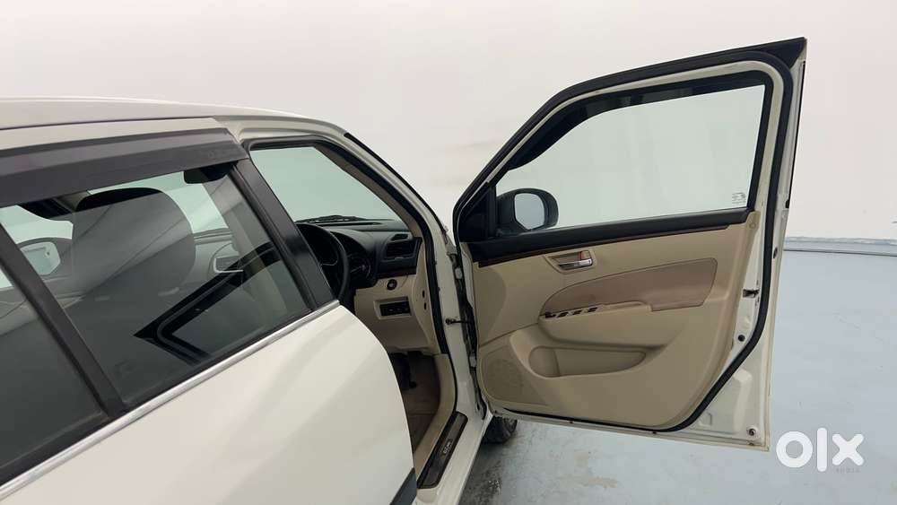 Maruti Suzuki Swift Dzire 1.2 Zxi, 2016, Petrol