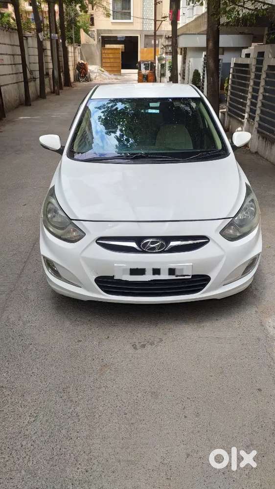 Hyundai Verna Fluidic 1.6crdi Sx Automatic