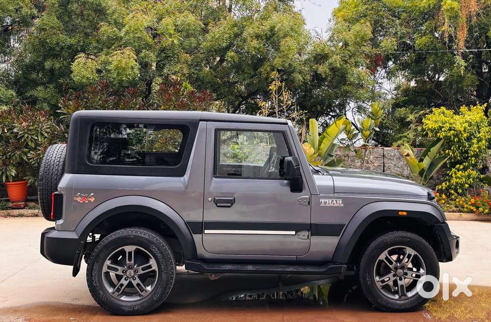 Mahindra Thar, 2022, Petrol