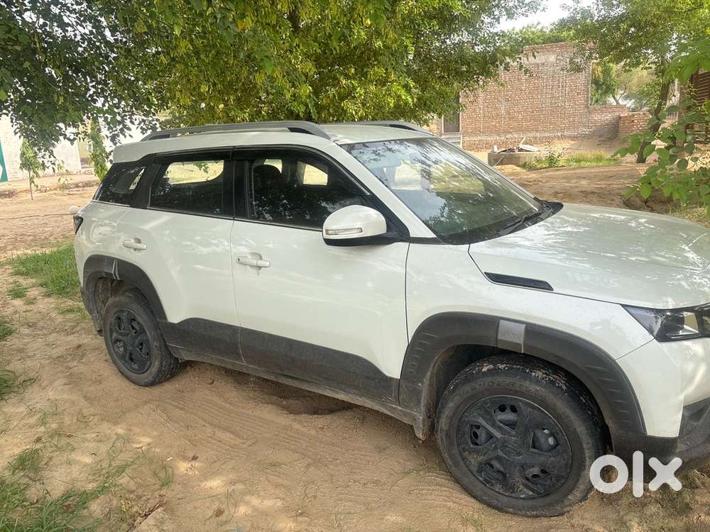 Maruti Brezza Lxi 2025