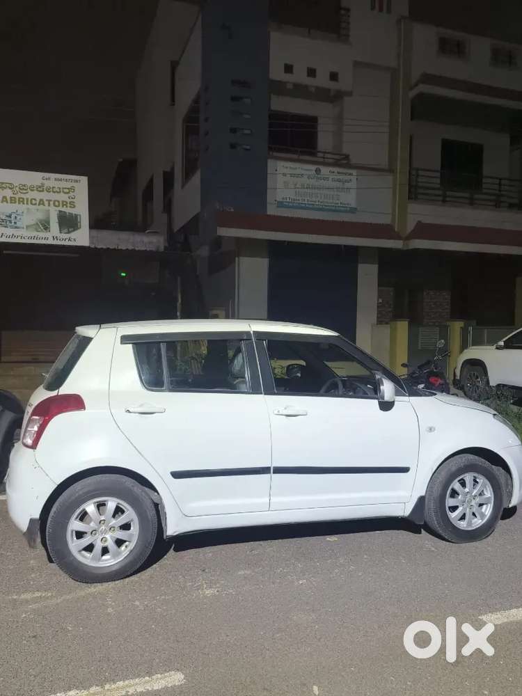 Maruti Suzuki Swift 2011