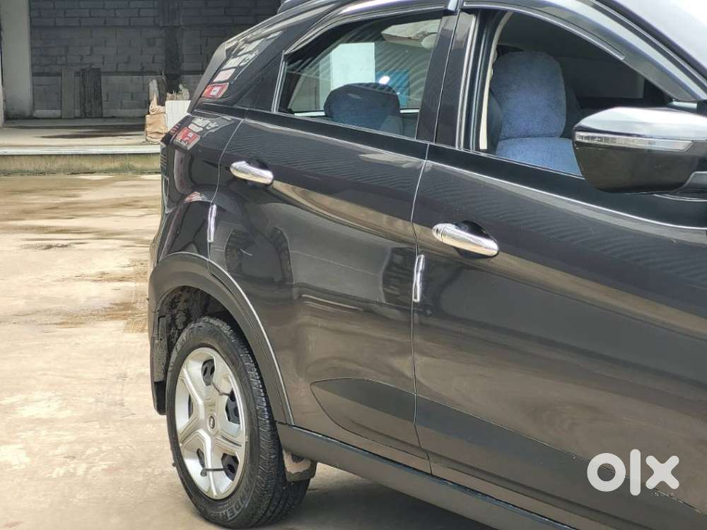 Tata Nexon, 2025, Cng & Hybrids